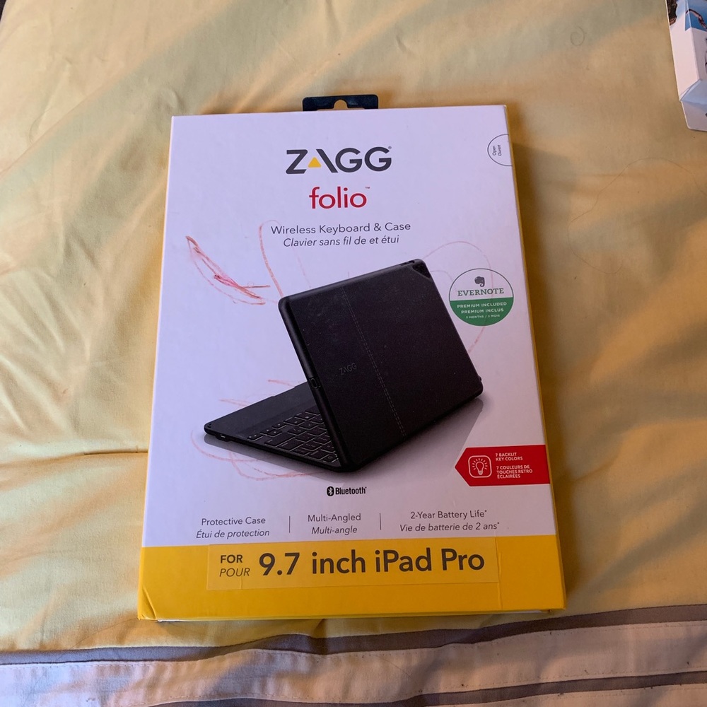 ZAGG Folio Wireless keyboard & Case